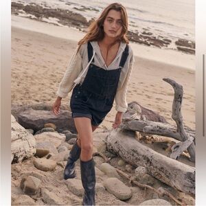 FREE PEOPLE We the Free Ziggy Denim Shortalls SIZE LARGE